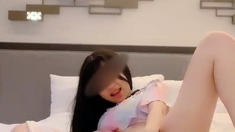 Hot amateur Asian GF toys sucks and fucks