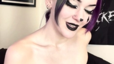 Amateur Webcam Teen Masturbates And Teases