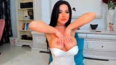 Love Chat Big Boobs Brunette Masturbating For Cam