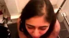 Amateur Indian sucks her white boyfriend's cock