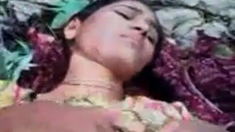 sexy bengali girl fucked in outdoor