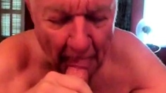 White-haired Grandpa Perfectly Bj With Mouth Cleaning