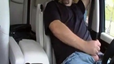 Bear Exhibitionist: Cumshot In Auto